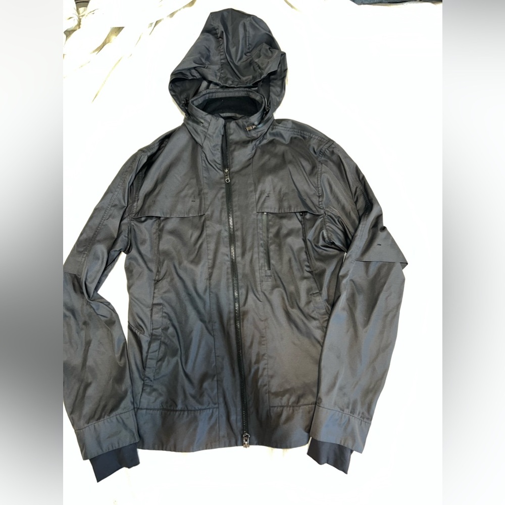 Men’s Lululemon Windbreaker/Rain Coat